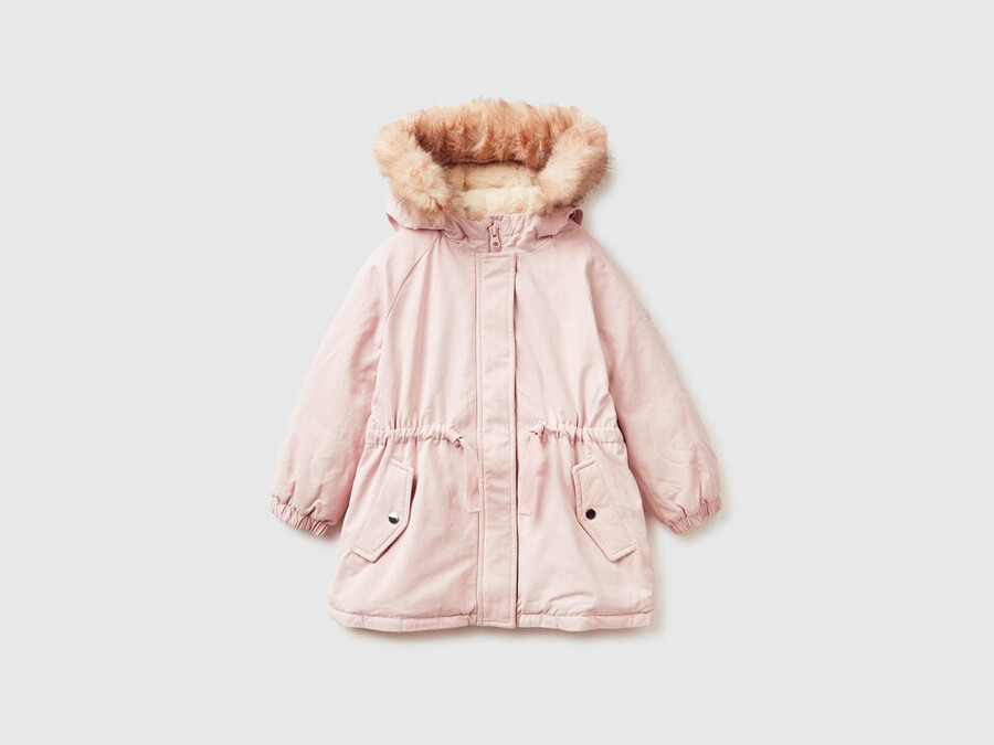 vadderad parkas med dragsko